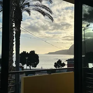Apartamentos Amarelo Canical (Madeira)